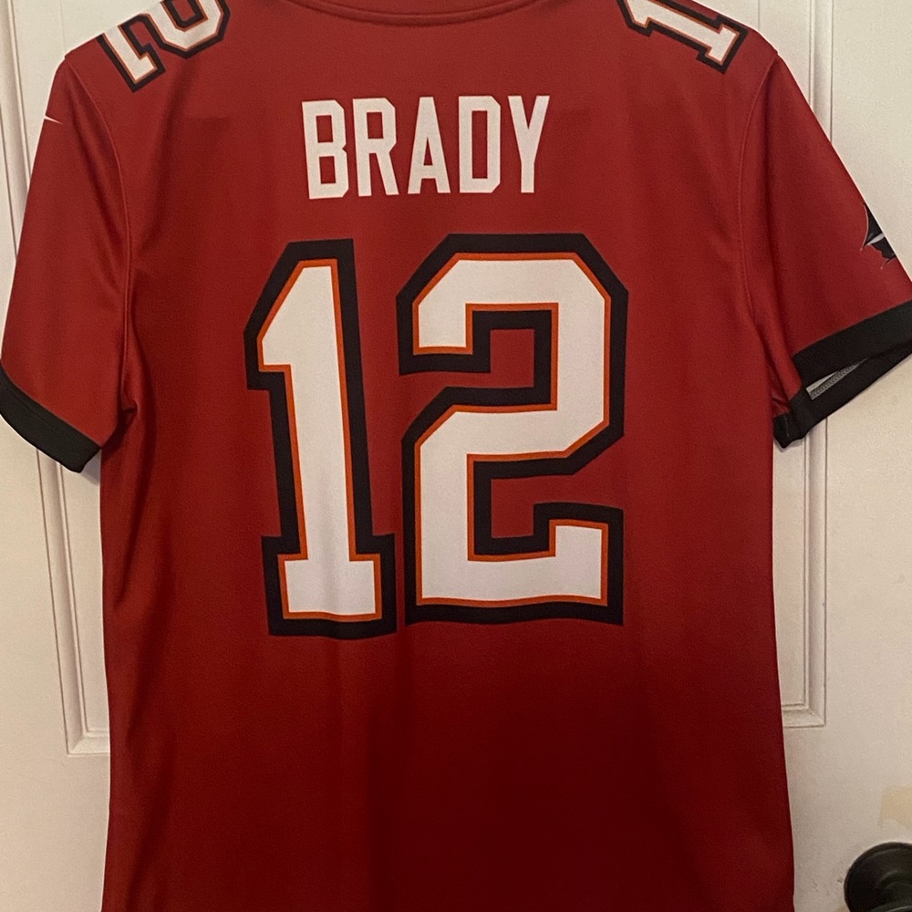 Official Women’s Tom Brady NFL Tampa Jersey - Picture 3 of 4